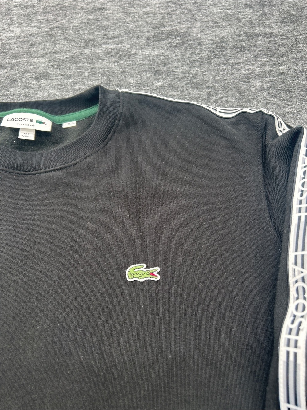 Lacoste Black Crewneck Sweatshirt with White Sleeve Tape Stripe Band Fleece XXL - Picture 5 of 13
